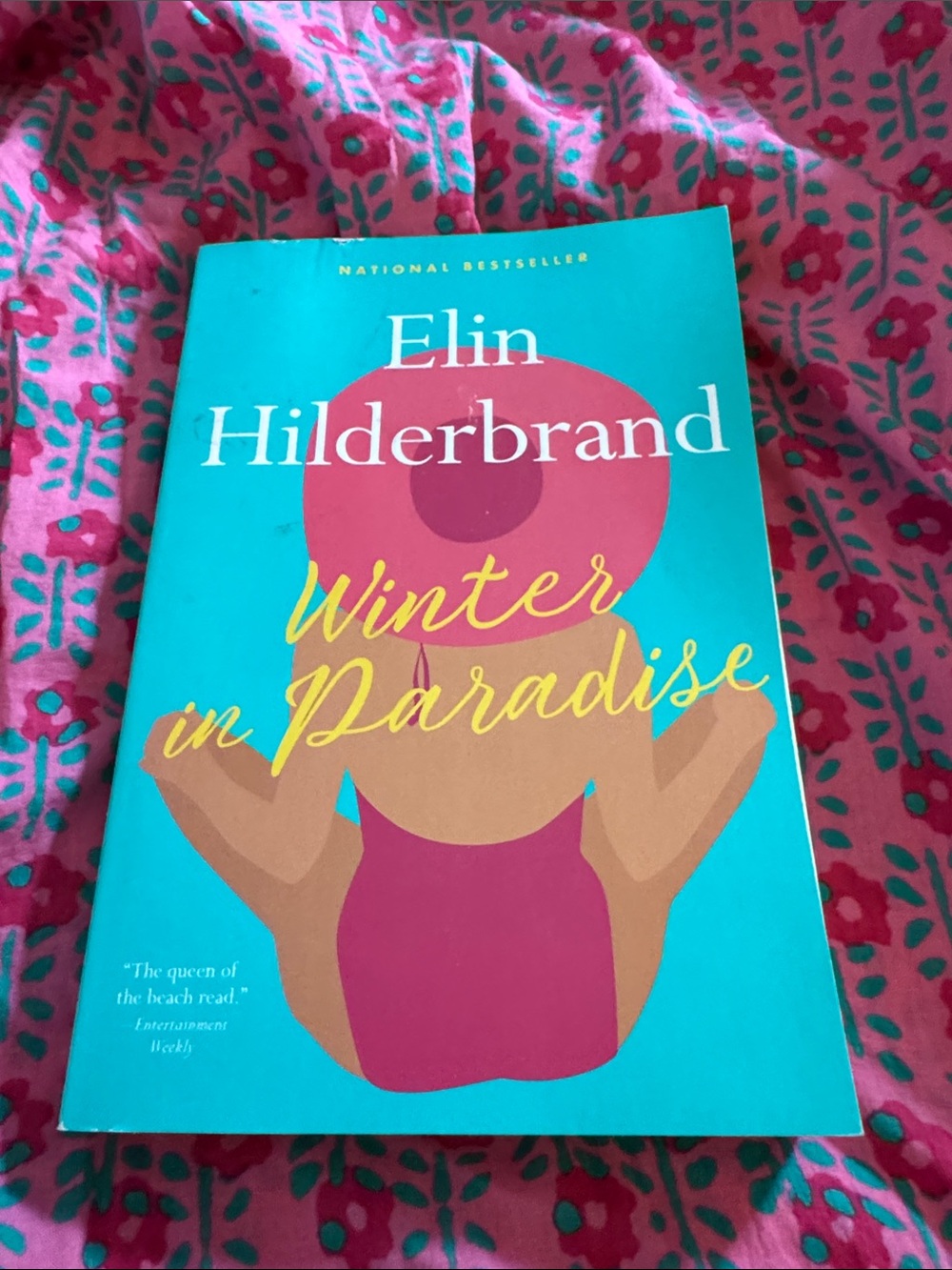 🌴 Elin Hilderbrand "Winter in Paradise" Paperback - ISBN 9780316334938